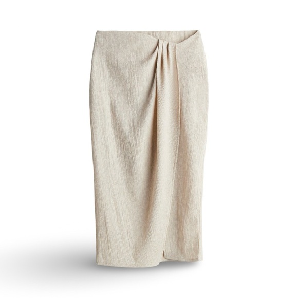 H&M | Textured-Knit Wrap Skirt - Picture 2 of 3